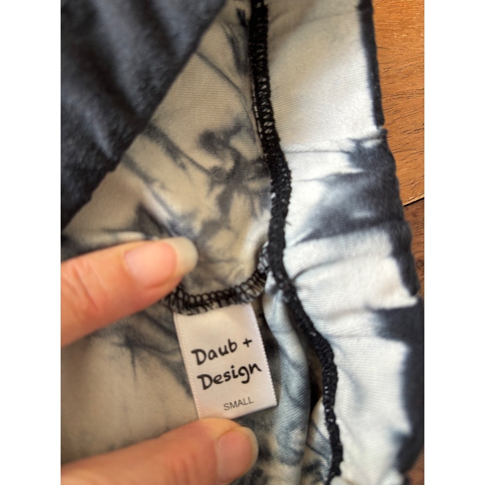 Daub + Design Leggings black white womens' size small like new workout weekend - Picture 8 of 10
